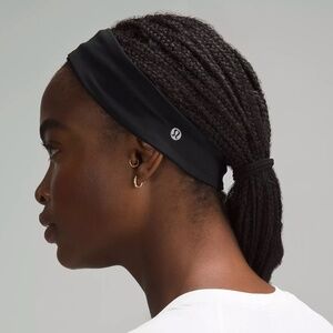 NWT Lululemon Luxtreme Training Headband Black